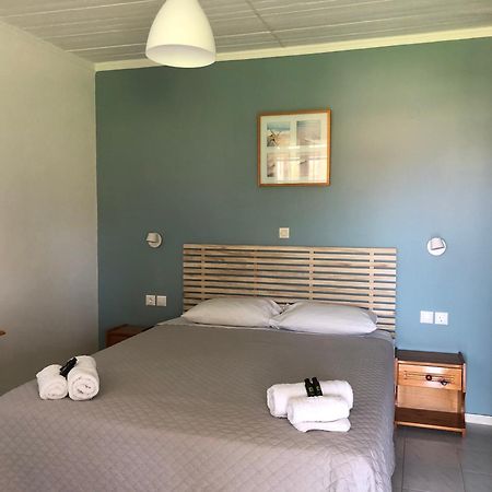 לאסי Despina Studios And Apartments מראה חיצוני תמונה