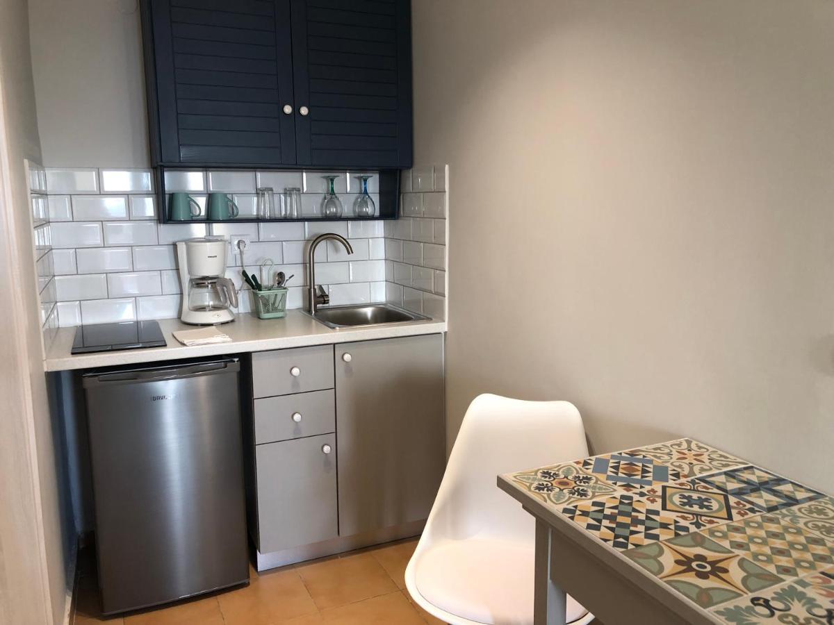 לאסי Despina Studios And Apartments מראה חיצוני תמונה