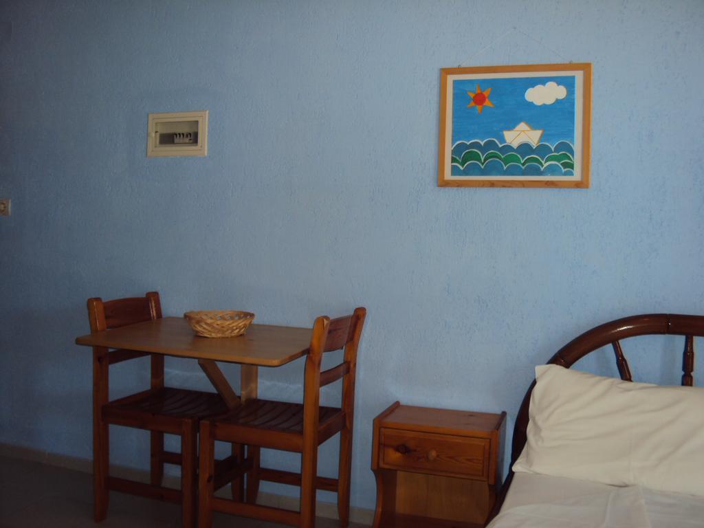 לאסי Despina Studios And Apartments חדר תמונה